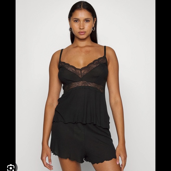 VERO MODA Kelly 2-Piece Pyjama Set - Picture 8 of 8